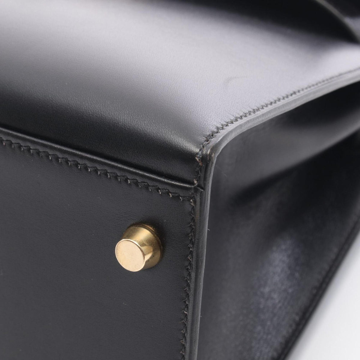 Kelly Handbag Black Box Calf with Gold Hardware 32