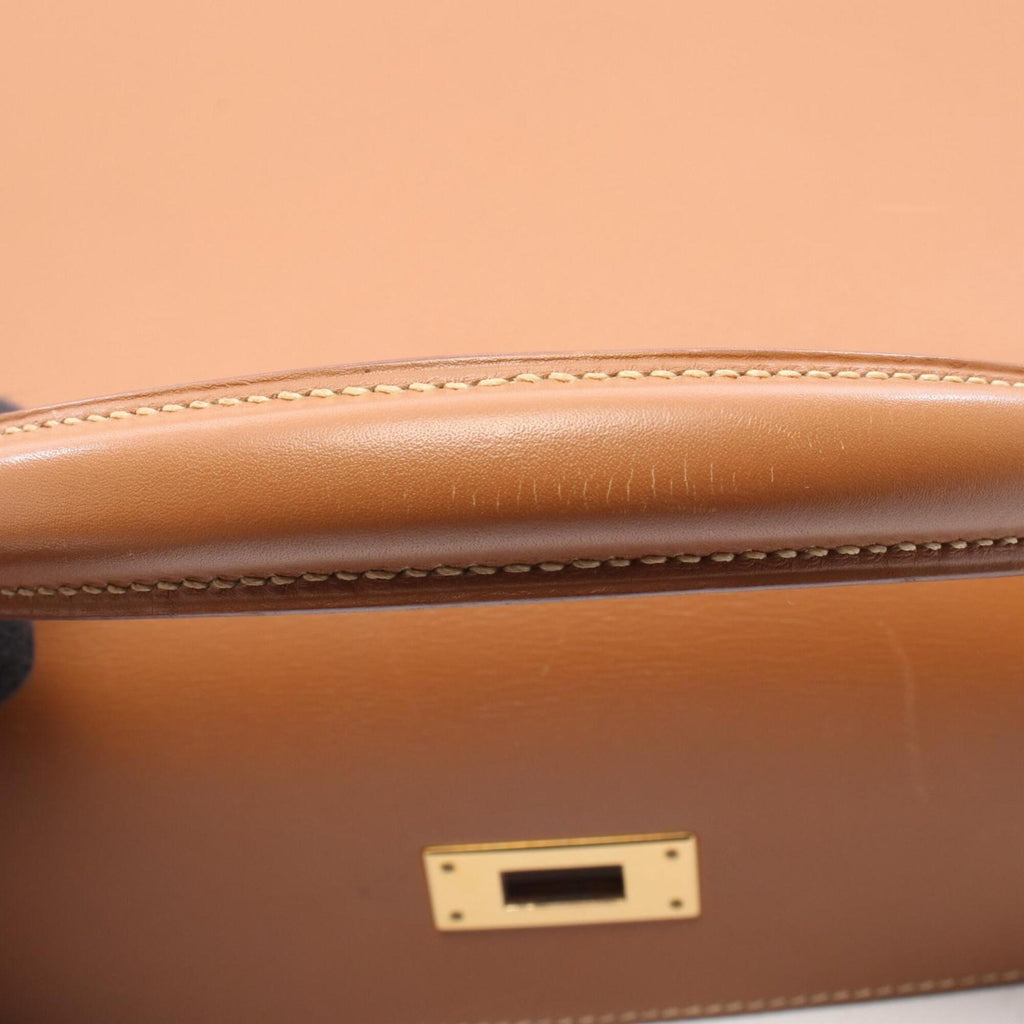 Kelly Handbag Brown Epsom with Gold Hardware 32