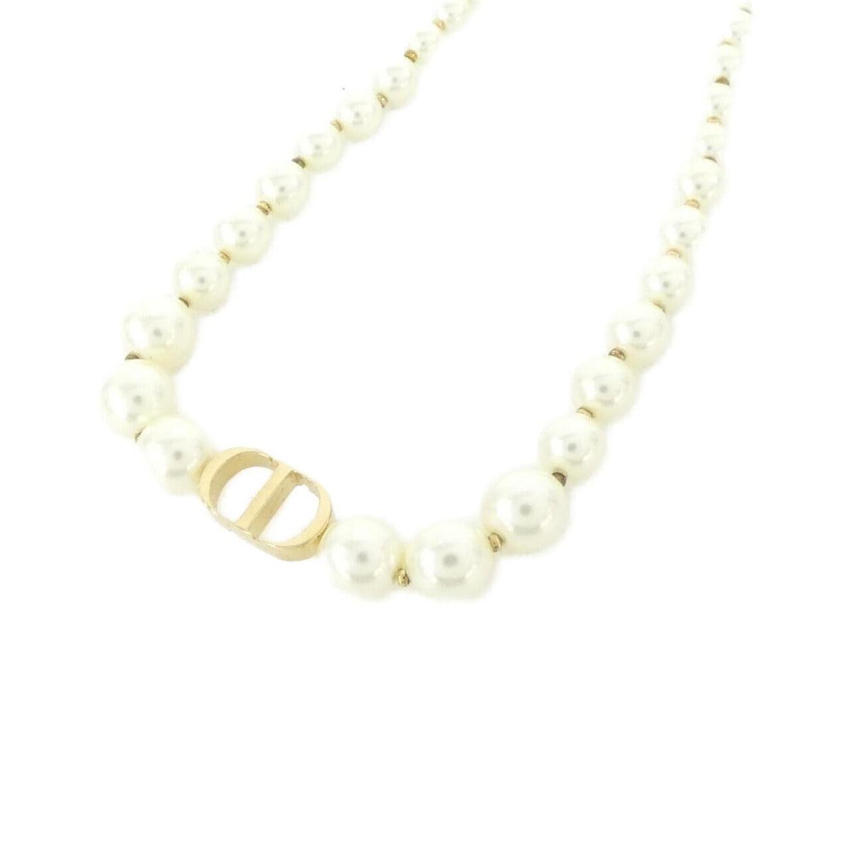 30 Montaigne Pendant Necklace Gold White