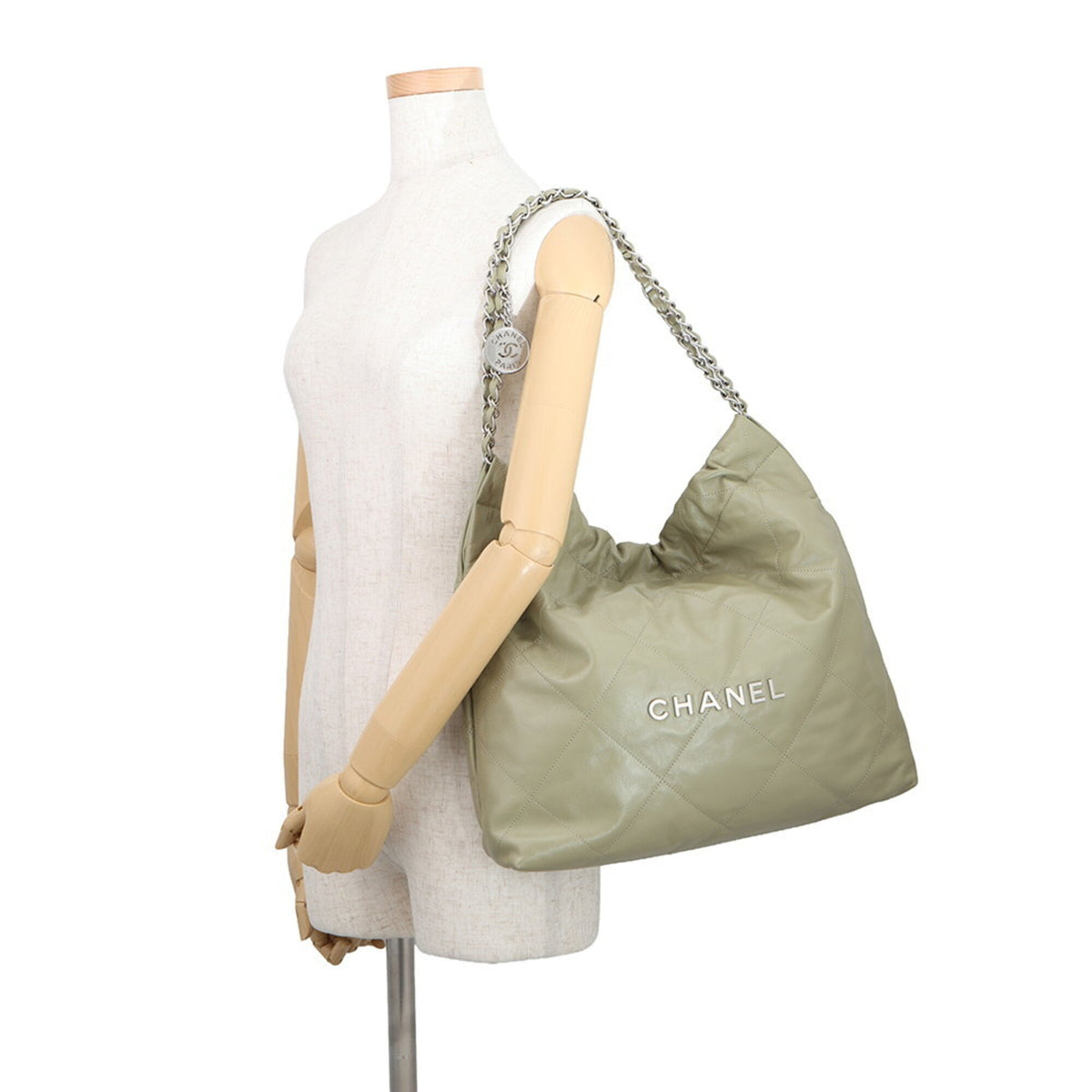 22 Chain Hobo Quilted Calfskin Small