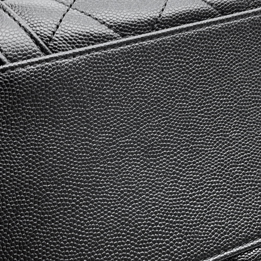 25 Hobo Bag Quilted Caviar Small