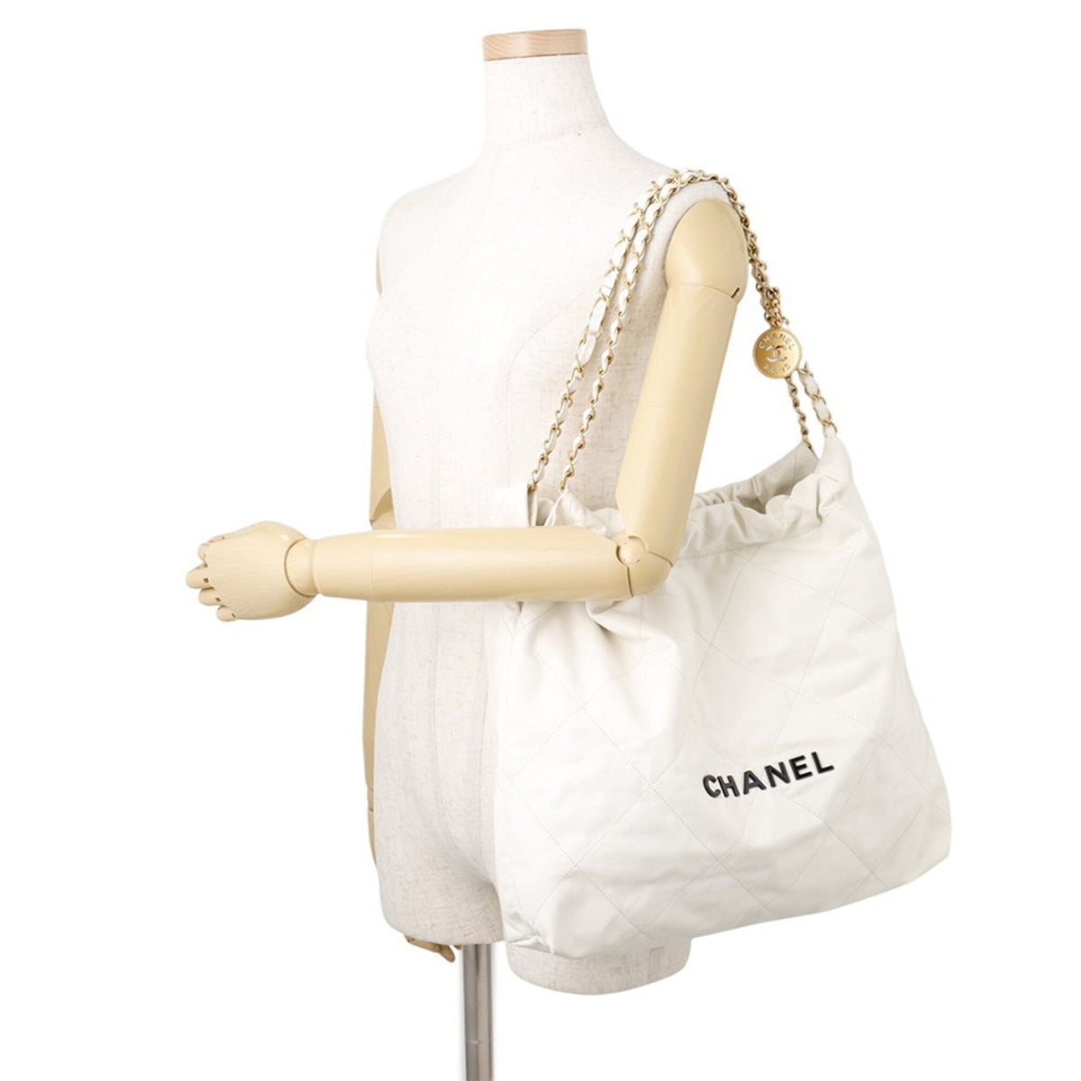 22 Chain Hobo Quilted Calfskin Small