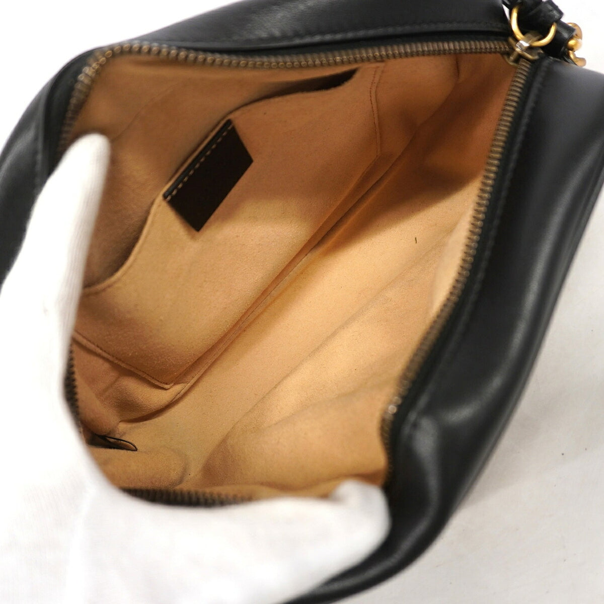 GG Marmont Shoulder Bag Matelasse Leather Small
