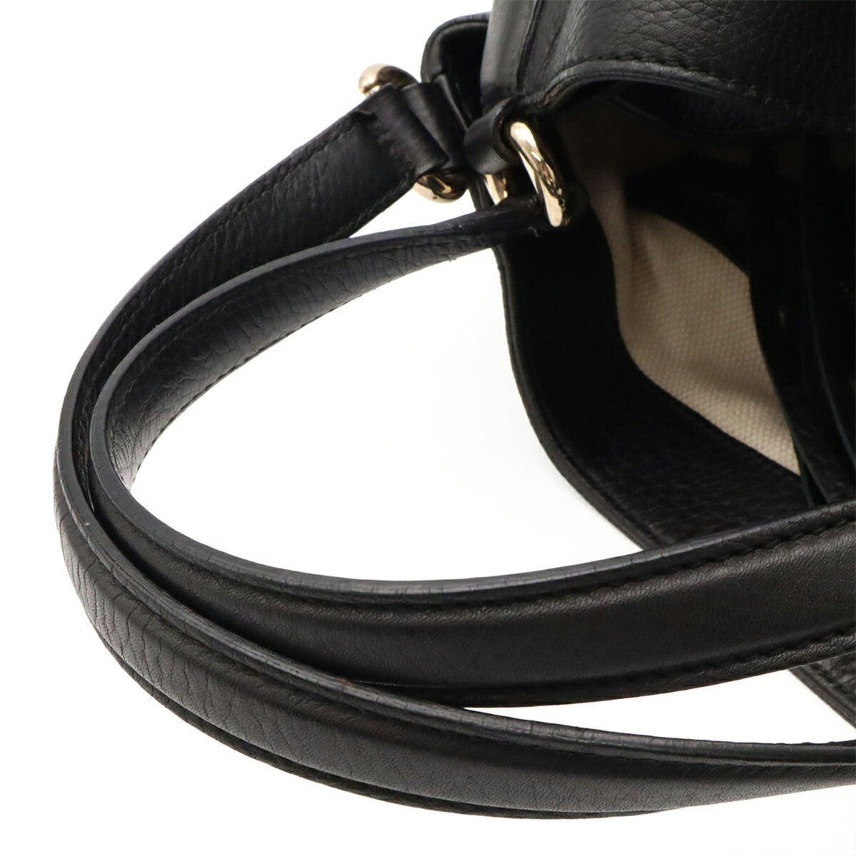 Soho Shoulder Bag Leather Medium