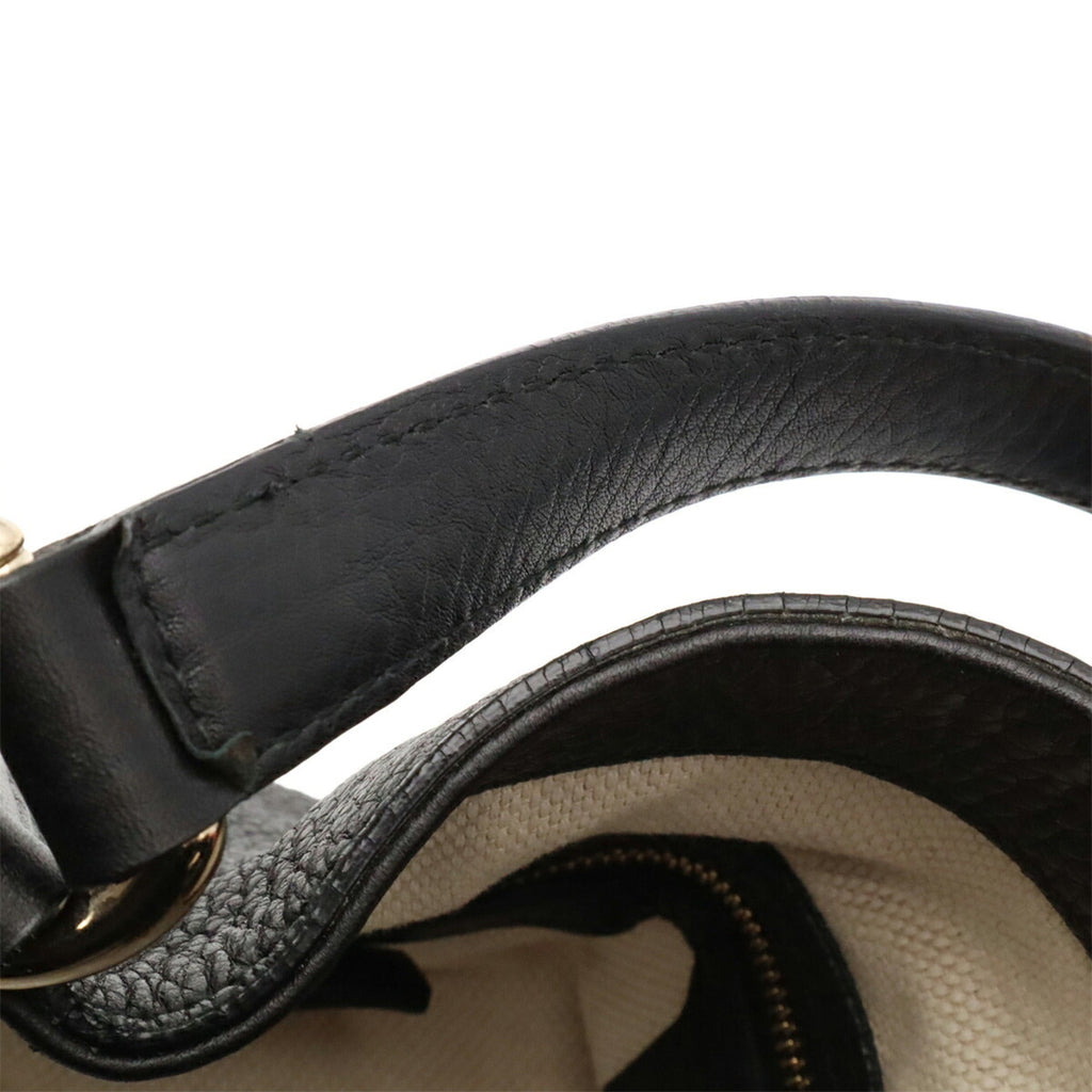 Soho Shoulder Bag Leather Medium