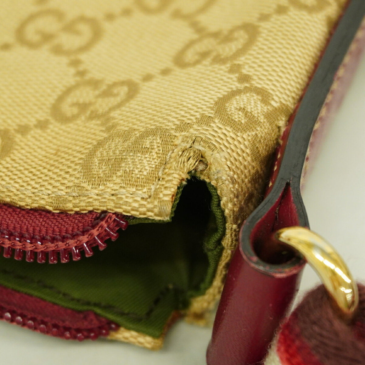 Zip Messenger Bag GG Canvas with Perforated Leather Medium