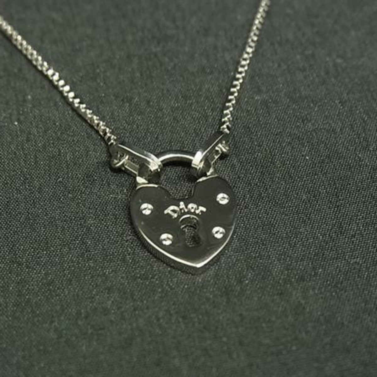 Heart Cadena Padlock Pendant Necklace Metal with Rhinestone