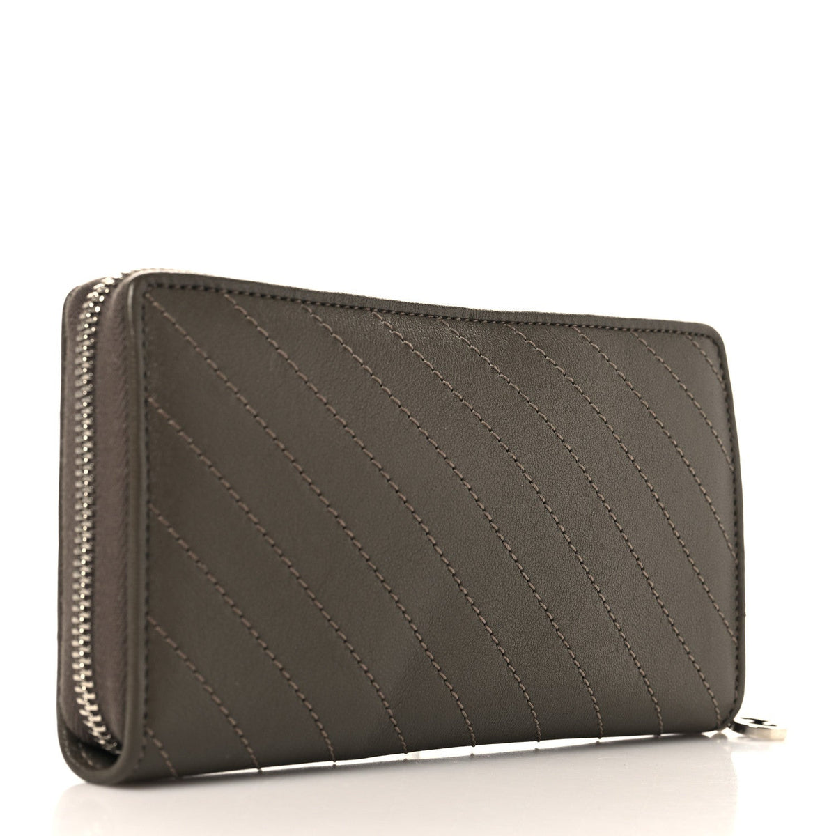 Sakai Be Green Calfskin Diagonal Stitched Blondie Zip Wallet Cuir