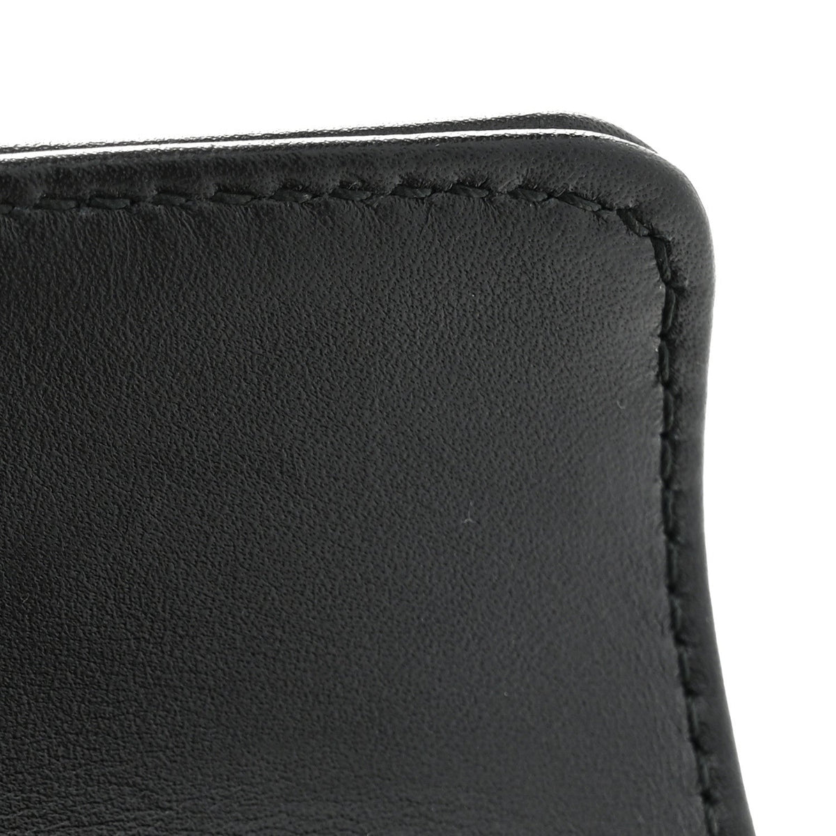 Calfskin Matelasse Super Mini GG Marmont Shoulder Bag Black