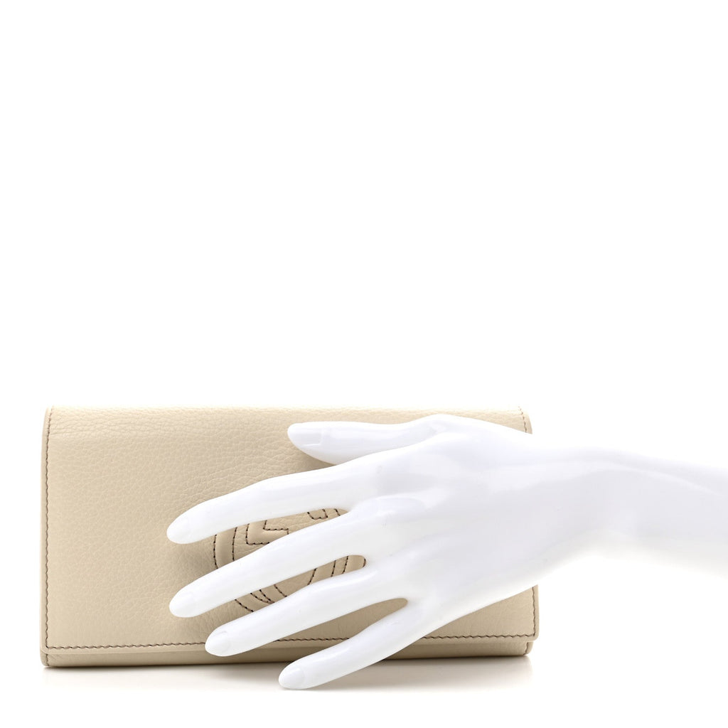 Pebbled Calfskin Large Soho Continental Wallet Off White