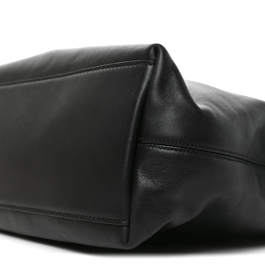 Calfskin Medium Beatrix Tote Black