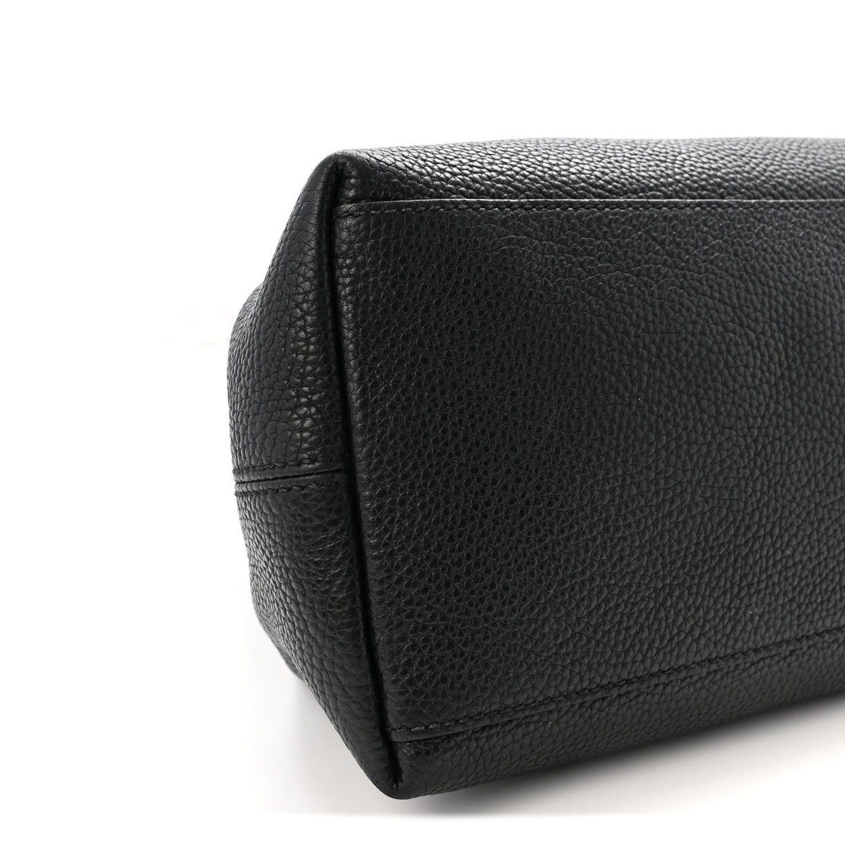Pebbled Calfskin Medium Soho Chain Shoulder Bag Black