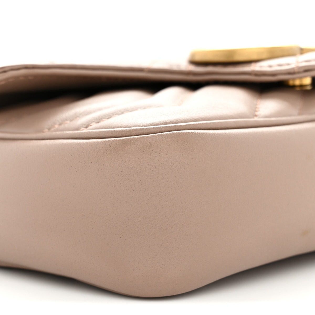Calfskin Matelasse Super Mini GG Marmont Shoulder Bag Porcelain Rose