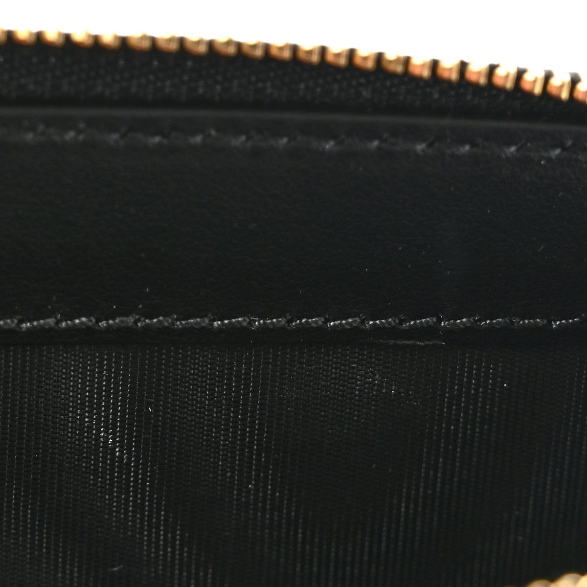 Calfskin Matelasse GG Marmont Compact Wallet Black