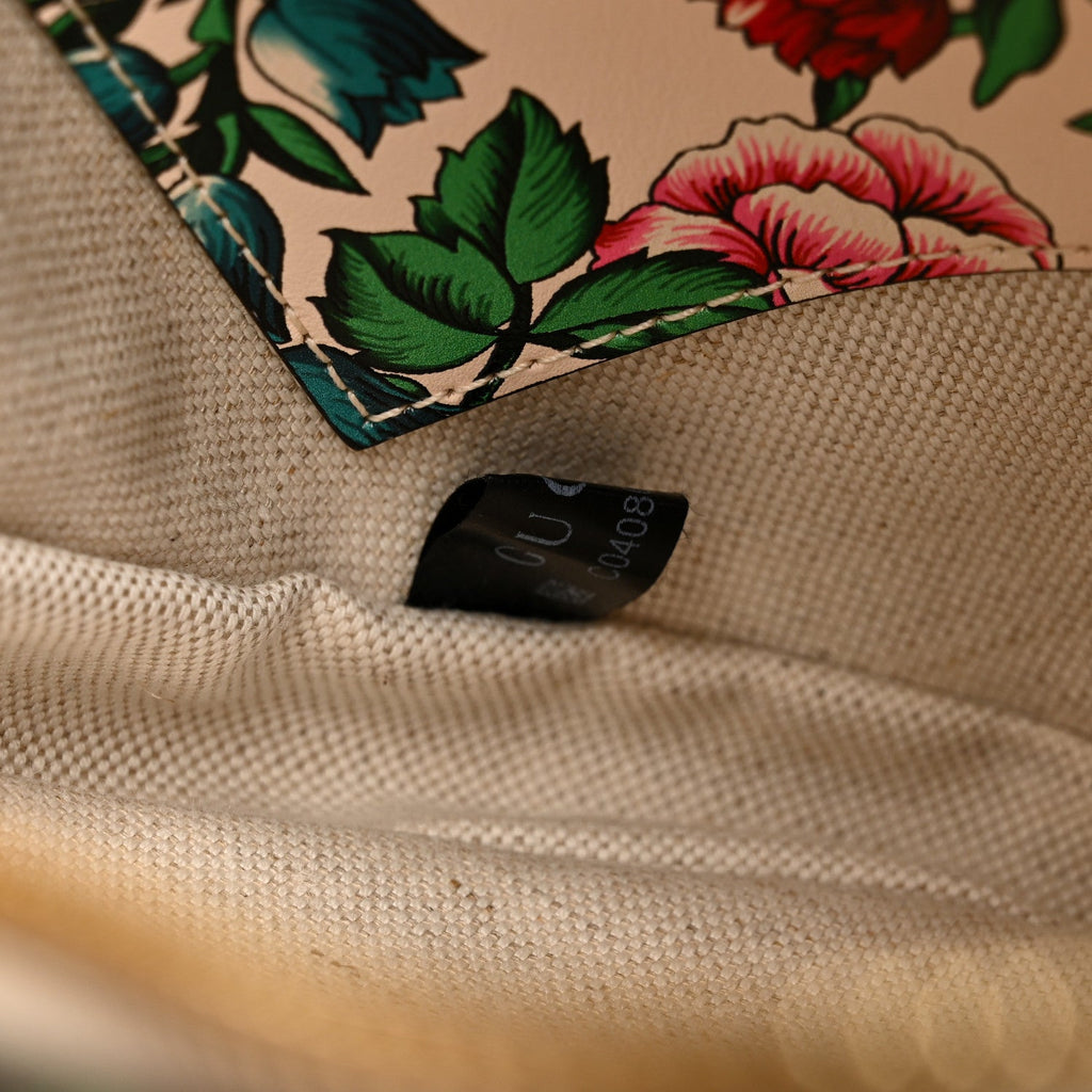 Calfskin Brit Roses Print Matelasse Diagonal Mini Interlocking G Heart Shoulder Bag Multicolor