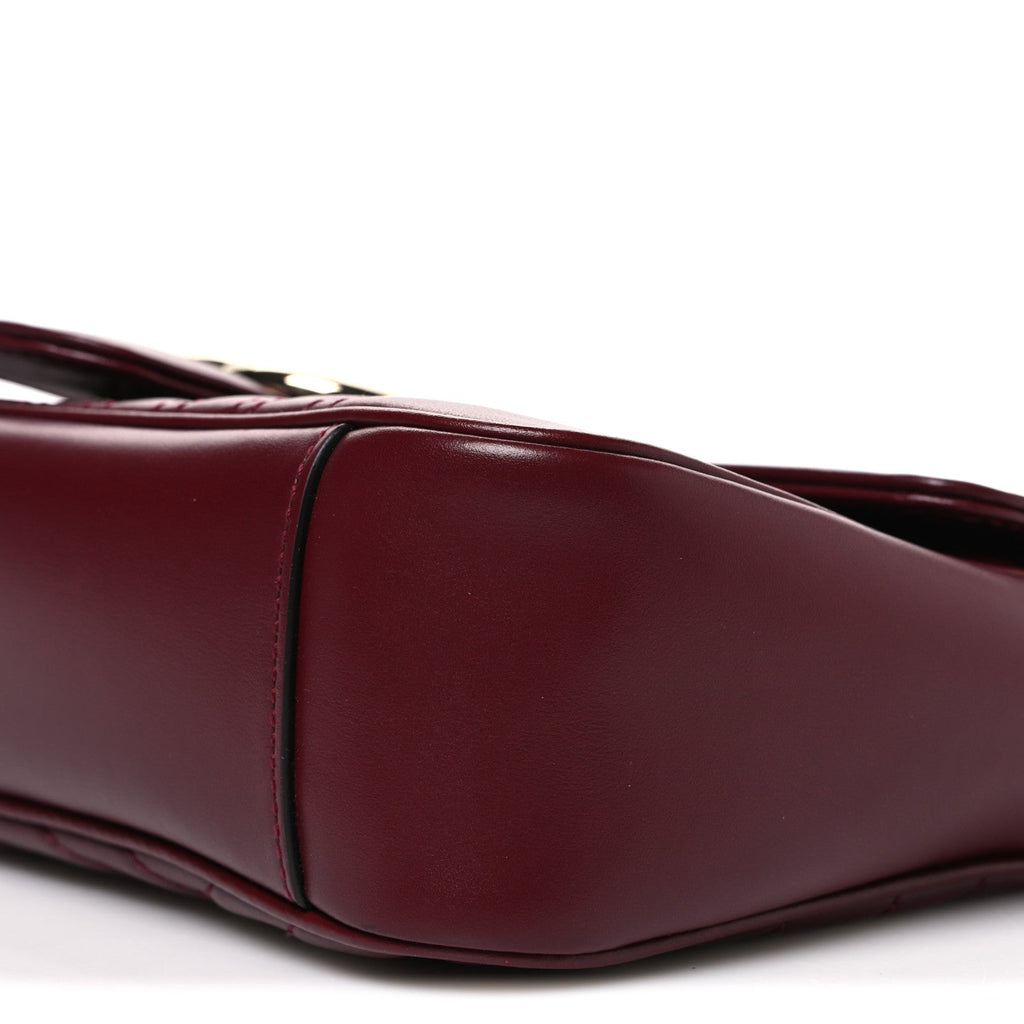 Calfskin Matelasse Medium GG Marmont Shoulder Bag Rosso Ancora Red
