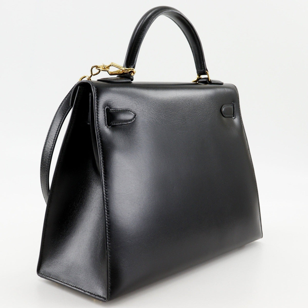 Kelly Handbag Black Box Calf with Gold Hardware 32
