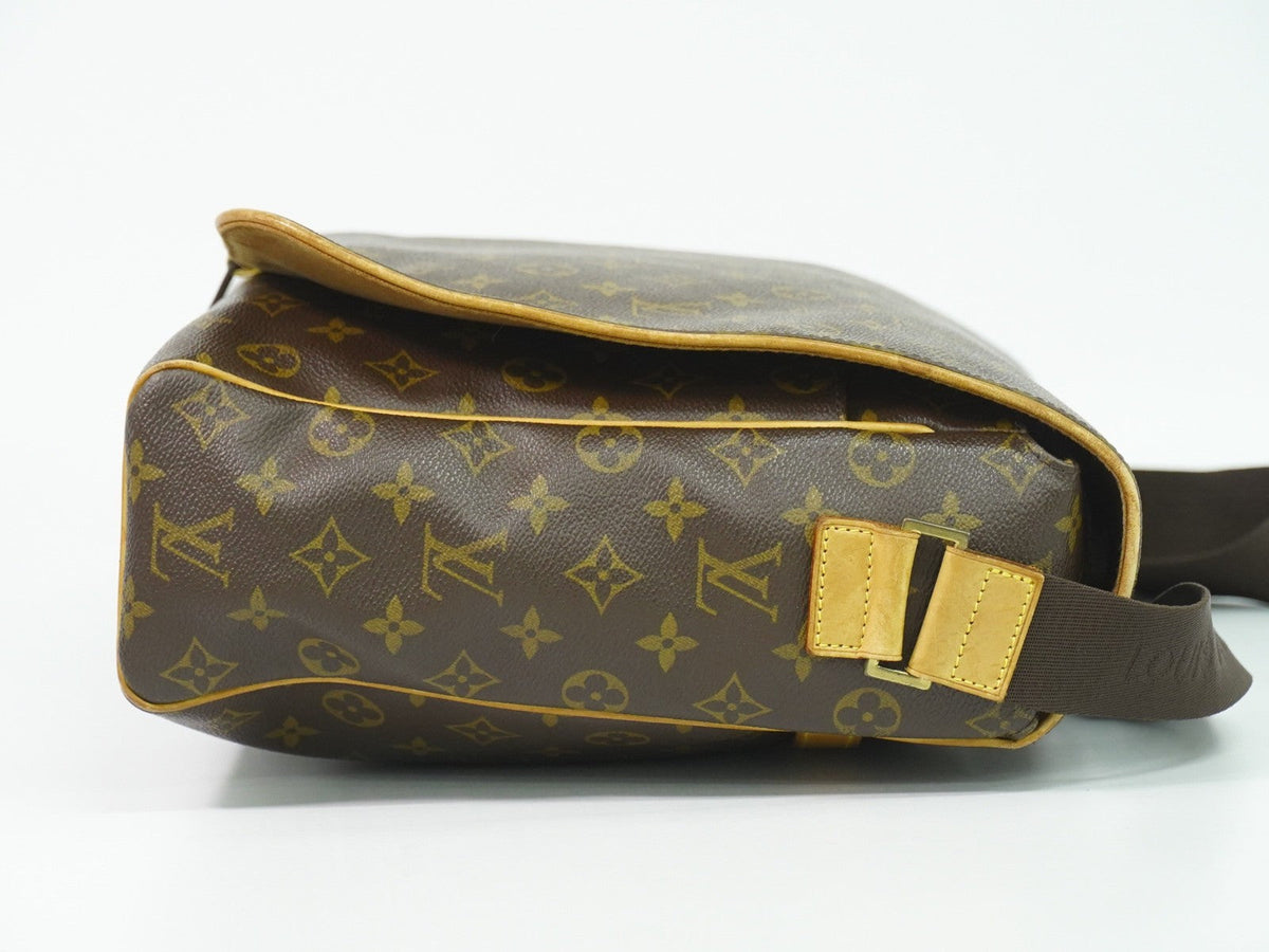 Abbesses Messenger Bag Monogram Canvas