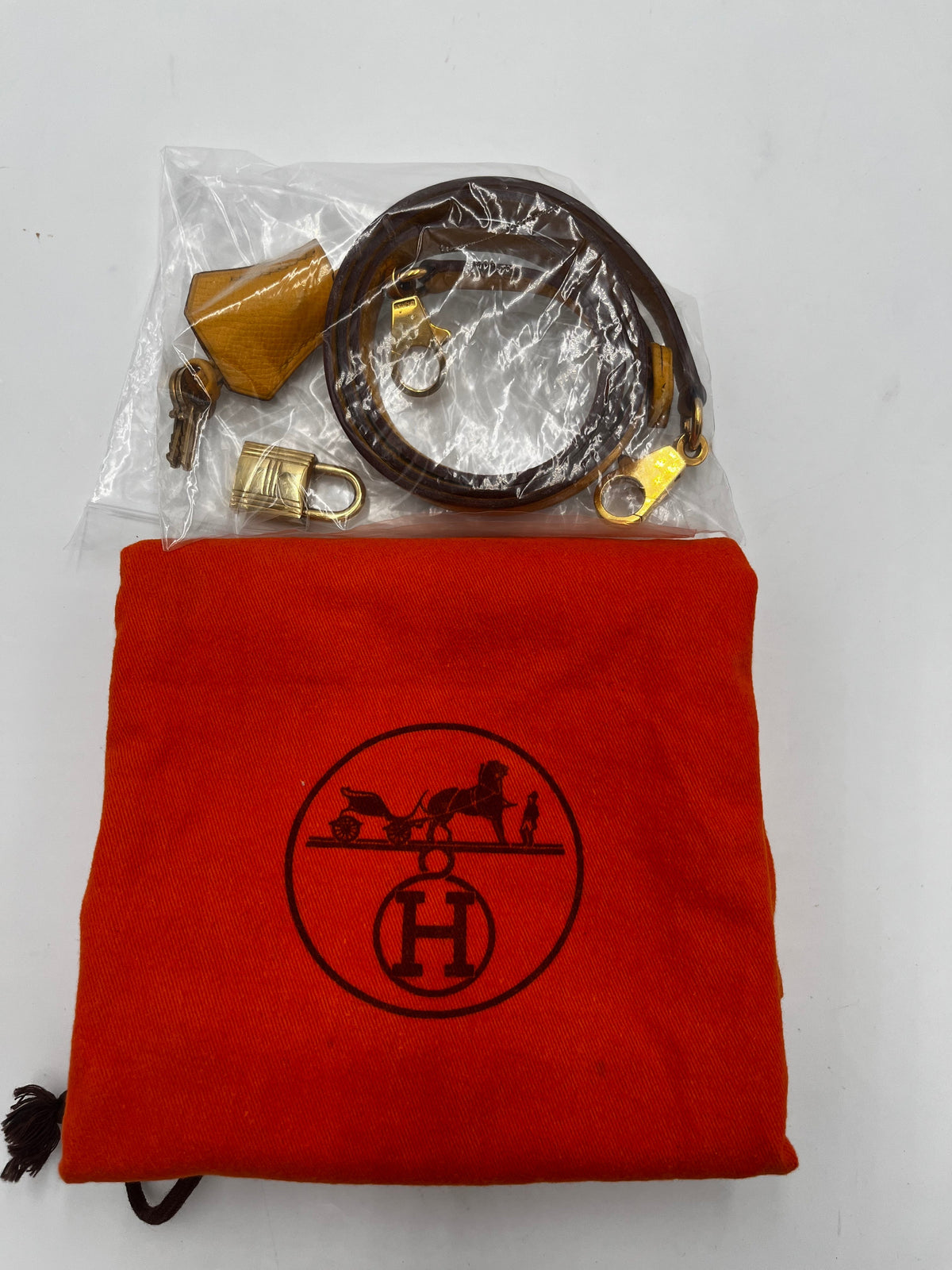 Kelly Handbag Brown Courchevel with Gold Hardware 28