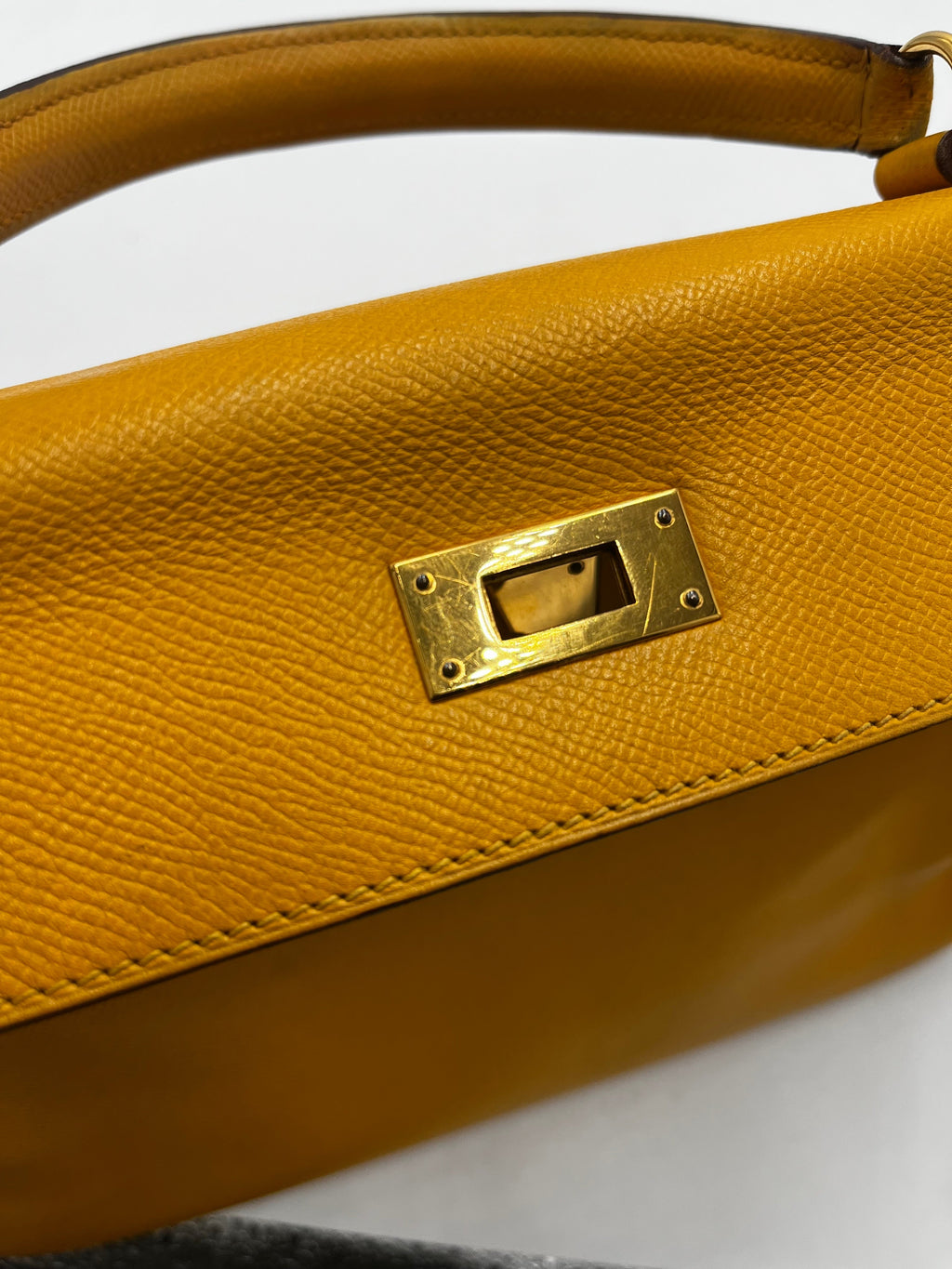 Kelly Handbag Brown Courchevel with Gold Hardware 28