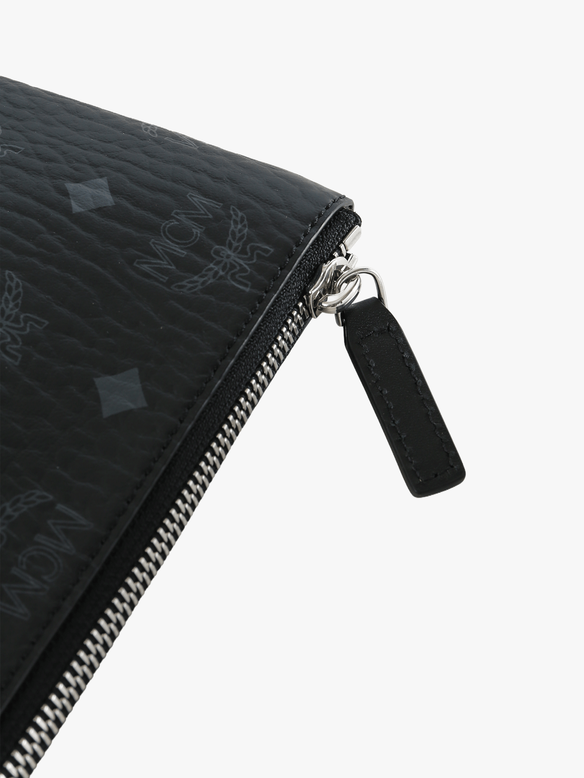 MCM - Unisex Aren Visetos Flat Pouch Bags