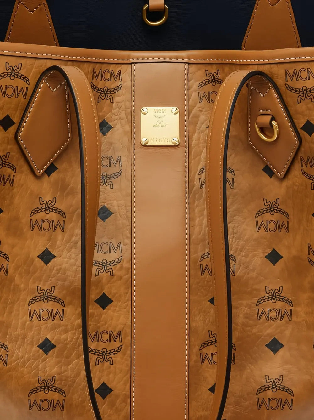 MCM - Unisex Liz Vi Shopper Medium Bags